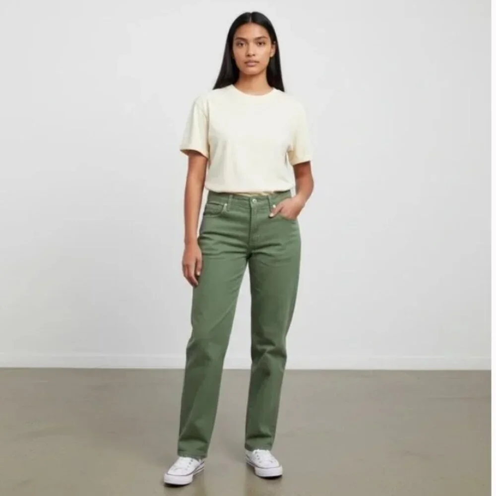 citizens of humanity - Core Straight leg Mom Jean in Pea Green - 33 -USA